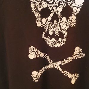 Republic Black Skull Top Large
